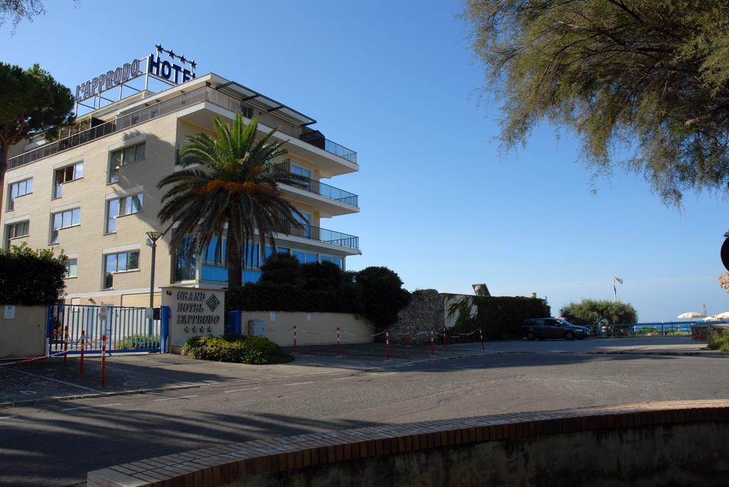 Grand Hotel L'Approdo Terracina Exterior foto